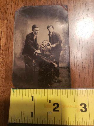 RARE 1860S ANTIQUE POST MORTEM? TINTYPE PHOTOGRAPH VERY COOL AND UNIQUE 3