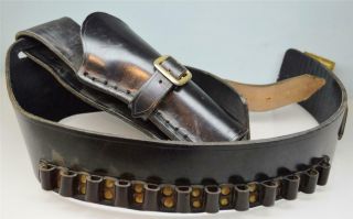 Quality Antique/vintage Leather Western Style Gun Holster & Ammo Belt