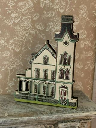 Artisan Miniature Dollhouse Faux Victorian Painted House Room Prop Shelf Sitter 6