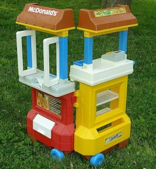 Vintage Fisher Price Mcdonalds Drive Thru Playset 1989