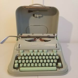 Vtg Hermes 3000 Typewriter With Case And Brushes Sea Foam Green