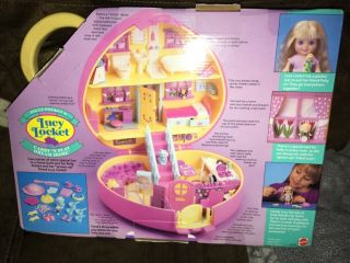 Lucy Locket Doll Carry N Play Dream House Pink Case Polly Pocket Doll w/Cat NRFB 2