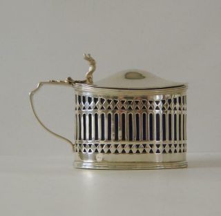 A Good Quality Antique Heavy Sterling Silver Mustard Pot Chester 1897 84 Grams 3