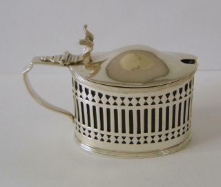 A Good Quality Antique Heavy Sterling Silver Mustard Pot Chester 1897 84 Grams 4