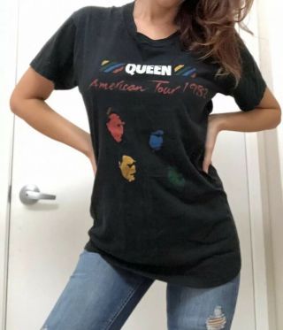 Rare Authentic Vintage Queen 1982 Screen Stars Hot Space American Tour Concert T