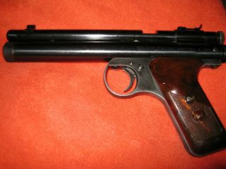Vintage Benjamin Rocket 22 Air Pistol Model 262 Co2.  22 Cal.  Air Pistol