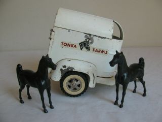 Vintage 1950 - 60s Tonka Toys White Horse Trailer W/ Horses Ac314 Vg