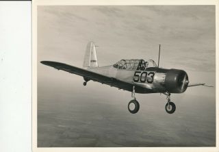 1940s Usaaf Bt - 13 Vultee Training Airplane 8x10 Photo 10 Plane In Flight
