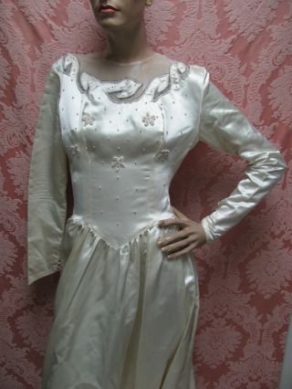 VTG 1940s USO BRIDE Ivory RAYON SATIN WEDDING GOWN Beading/Pearls BUTTON - BACK NR 2