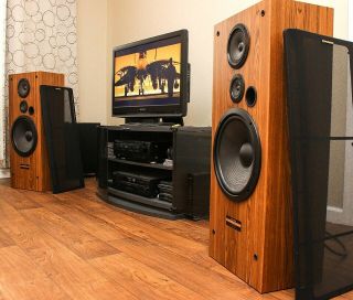 Pioneer Cs - M551 Vintage 3 Way Floor Standing Speakers In