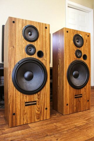 Pioneer CS - M551 Vintage 3 way Floor Standing Speakers In 6