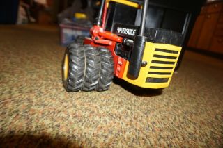 VINTAGE ERTL 4WD VERSATILE TOY FARM & CONSTRUCTION TRACTOR W/ TRIPLES 1/16TH 11