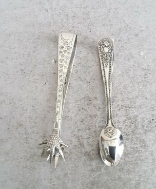 2 Pretty Antique Solid Silver Sugar Tongs.  1 Claw Type.  Sheff.  1902 / 4.