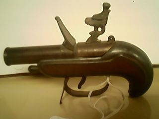 Vintage Alfred Dunhill of London Flintlock Pistol table Lighter 3