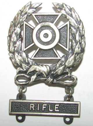 Sterling Ww2 Rifle Expert Pin United States Army Military Pin