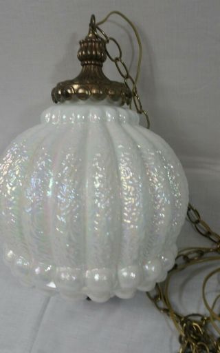 Vintage IRIDESCENT WHITE OPALESCENT ART GLASS HANGING SWAG LAMP Light CEILING 2