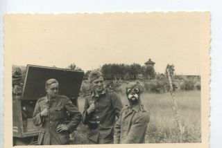 Photo Ww2 German Soldier With Mask Wwii 507