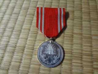 Wwii Japanese Red Cross Medal Army Navy Badge Order Antique Flag 2