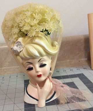 Vintage Lefton Lady Head Vase With Flowers