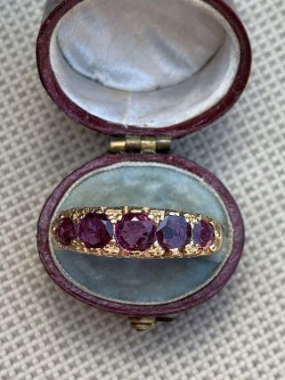 Vintage 9ct Gold 5 Stone Garnet Ring