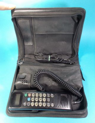 Motorola Mobile Satellite Bag Phone W Accessories Vintage Collectible Cell Phone