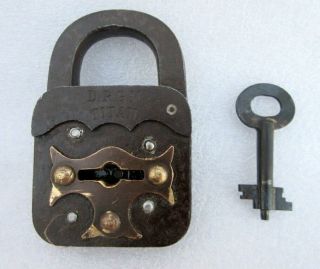 Vintage Old Rare Collectible D.  R.  G.  M Titan Mark German Padlock With Unique Key