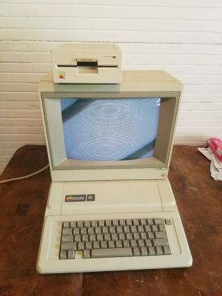 Vintage Apple IIe Computer with Monitor and Floppy Drive - 2