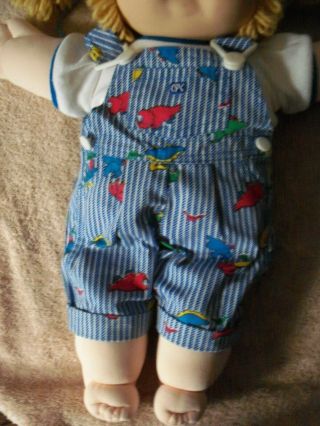 VINTAGE 1983 CABBAGE PATCH PLUSH DOLL BLOND HAIR BLUE OVERALLS OAA VGC 8