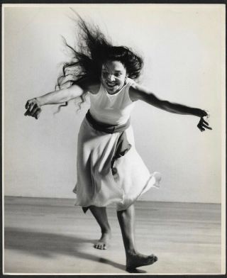 Chinese Dancer Si - Lan Chen Lively Kinetic Vintage 1942 Photograph Barbara Morgan