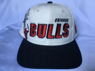 Vintage Sports Specialties Chicago Bulls Shadow Snapback Hat Cap