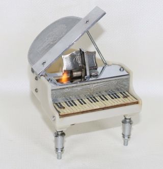 Vintage Prince Occupied Japan Bakelite Piano Table Lighter In Conditio