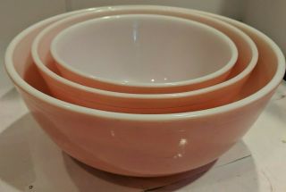 Vintage Pyrex Pink Mixing Bowls Set Of 3 402,  403,  & 404