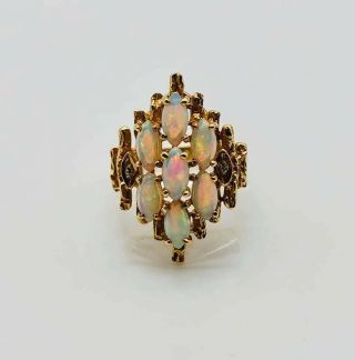 Gorgeous Vintage Solid 14k Yellow Gold And Opal Cocktail Ring Size 4