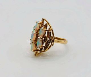 Gorgeous Vintage Solid 14k Yellow Gold and Opal Cocktail Ring Size 4 4