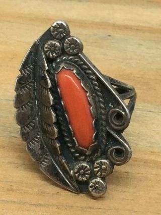 Vintage Navajo Native American Sterling Silver Coral Ring