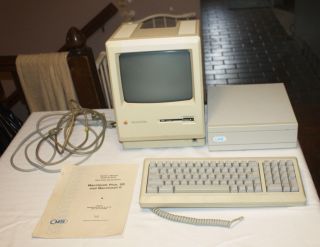 Vintage Macintosh Plus M0001a Computer With Keyboard And Hard Drive Apple