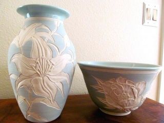 Vintage Signed Julie Wawirka Nw Studio Pottery - High Relief Texture Vase & Bowl
