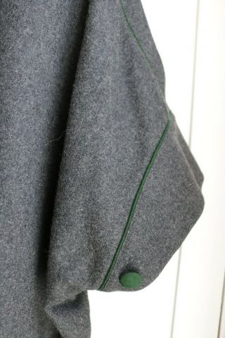 Vintage Women ' s Austrian TYROLER LODEN Coat PONCHO Cape Grey Green Wool 12 / 42 5