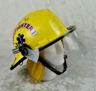 Vintage Bullard Firedome Ii Fire Rescue Helmet Face Shield & Neck Guard S.  C.  B.  A.