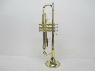 Yamaha YTR2320E Vintage Student Trumpet sn 234752 w/ Yamaha 11C4 - 7C MP & Case 5