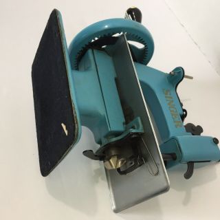 1950s Vintage Rare BLUE SINGER Toy Sewing Machine model 20 SewHandy 8