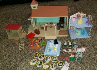 Mapletown Calico Critters Epoch School House Doctors Office Tree House Figures