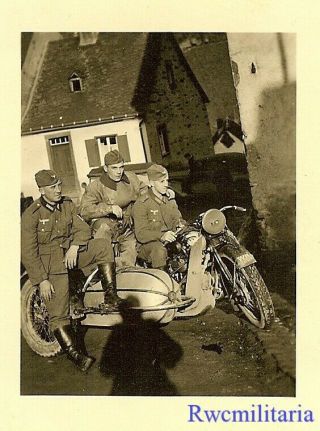 Wonderful Wehrmacht Soldiers & Kradmelder Posed W/ Motorcycle On City Street