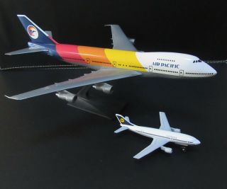 VINTAGE AIR PACIFIC BOEING 747 MODEL 1:250 1970s OLD LOGO AIRCRAFT PLANE VH - 3