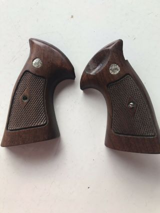 Vintage Smith And Wesson Wood Diamond Pistol Grips Walnut