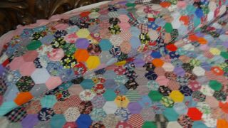 Awesome Vintage Very Colorful Hexagon Pattern Quilt Top L82. 8