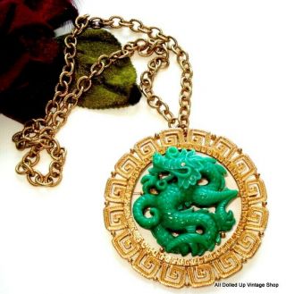 Vintage Hattie Carnegie Asian Faux Jade Dragon 3 " Pendant Necklace Gold Tone 18 "