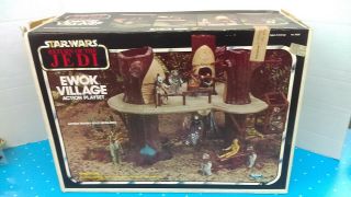 Vintage 1983 Kenner Star Wars Rotj Ewok Village Action Playset With Box