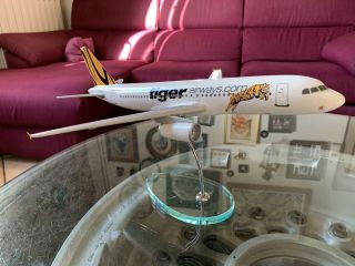Vintage Graphideco Airbus A320 Tiger Airways 1/100 Model French Pacmin Mib