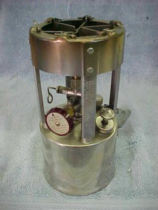 Vintage Coleman No.  530 A47 Single Burner Camp Stove with Cook Pots & Case 2